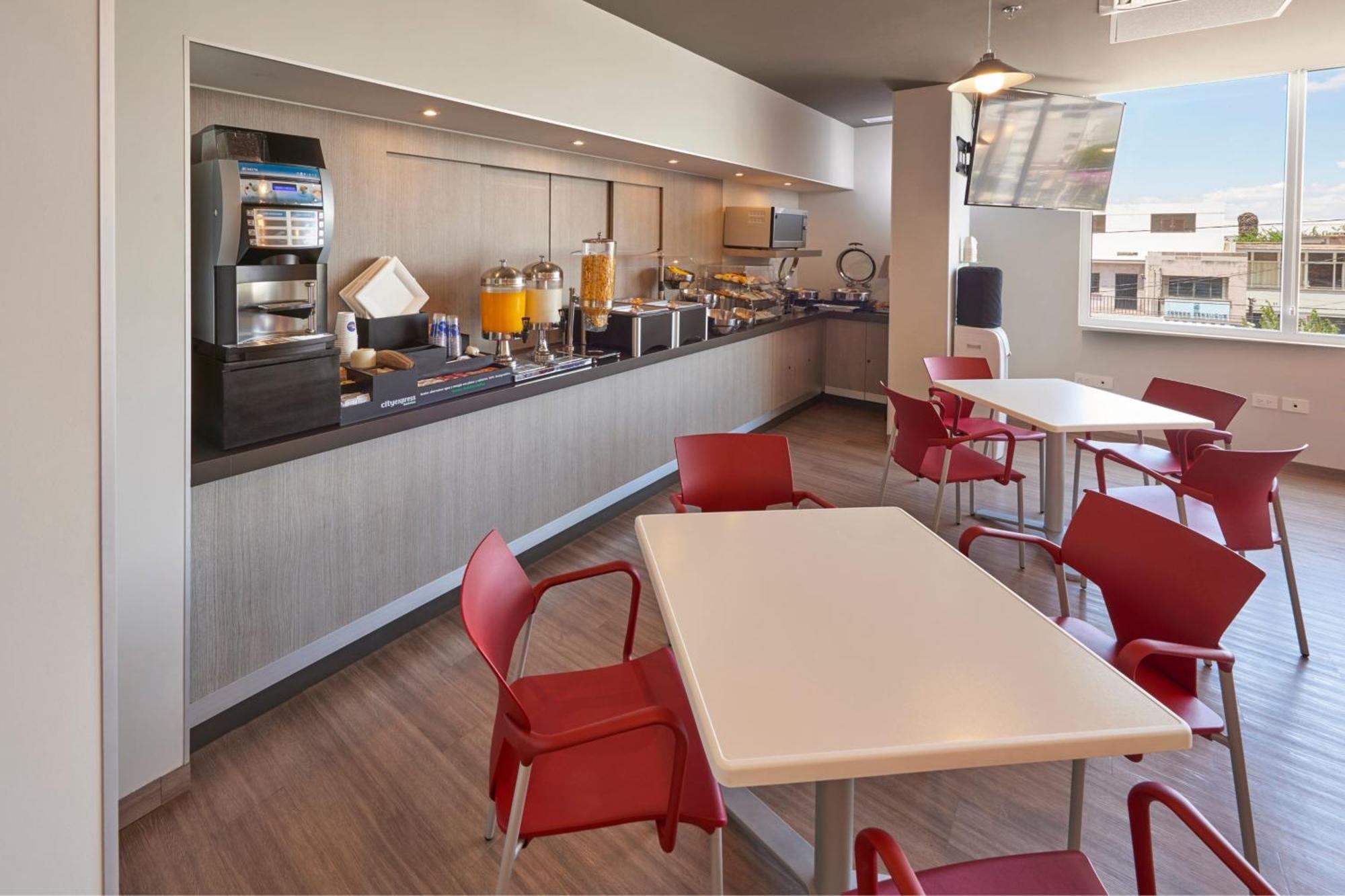 City Express Junior By Marriott Puebla Finsa Exteriör bild